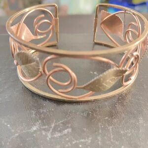 Vintage Krementz  Leaf Cuff Bracelet